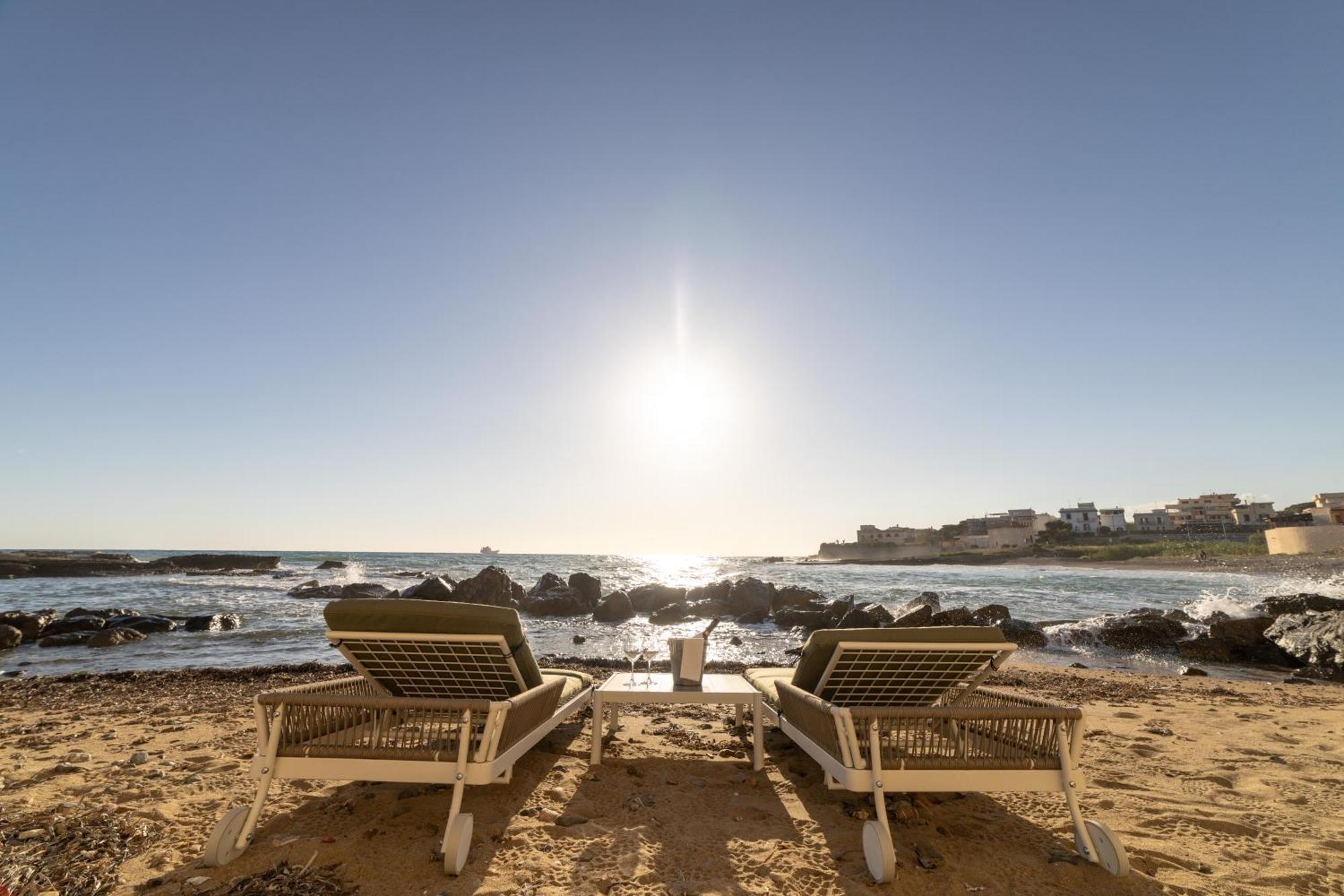 צ'יוויטווקיה Le Suites Sul Mare Di Esterina מראה חיצוני תמונה