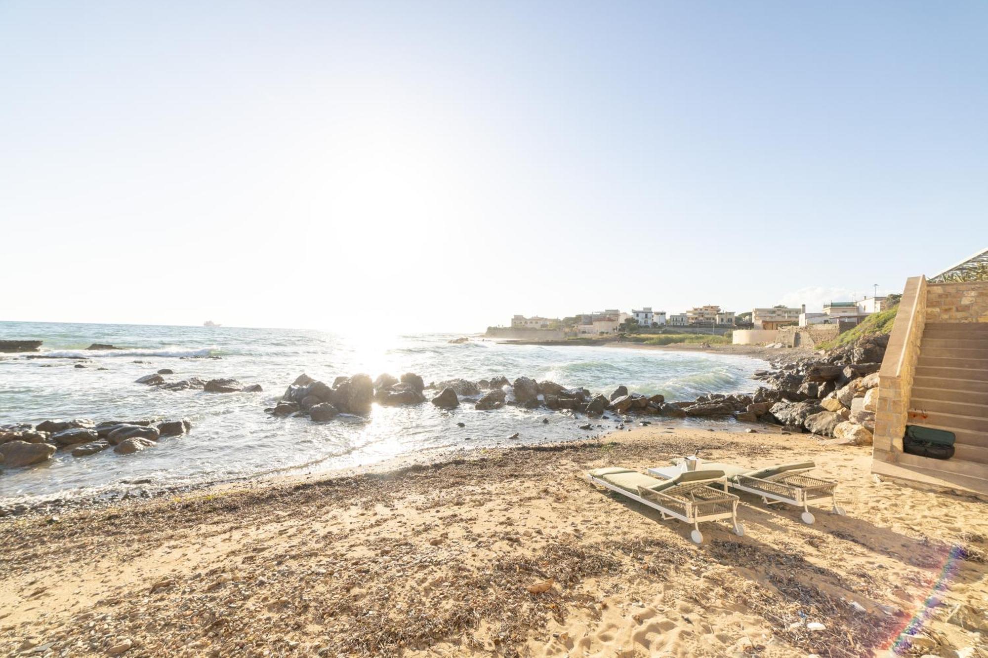 צ'יוויטווקיה Le Suites Sul Mare Di Esterina מראה חיצוני תמונה