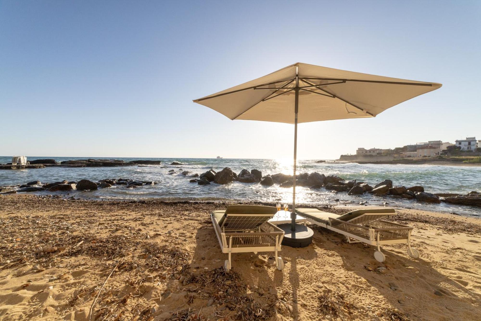 צ'יוויטווקיה Le Suites Sul Mare Di Esterina מראה חיצוני תמונה